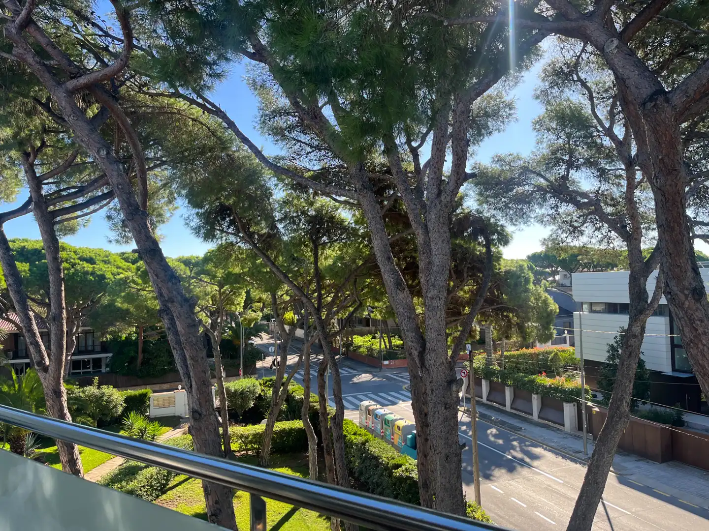 Penthouse mit Terrasse zur Miete in Carrer 21 23, imagen 2