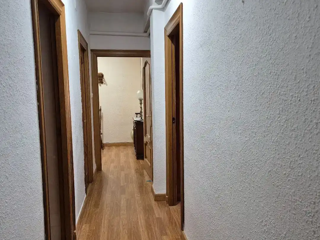 Pis en venda en Utiel amb Balcó