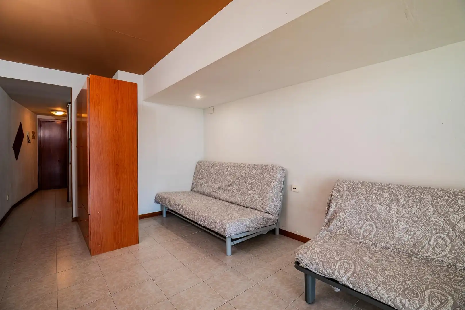 Study for sale in Jaca  with Heating and Balcony