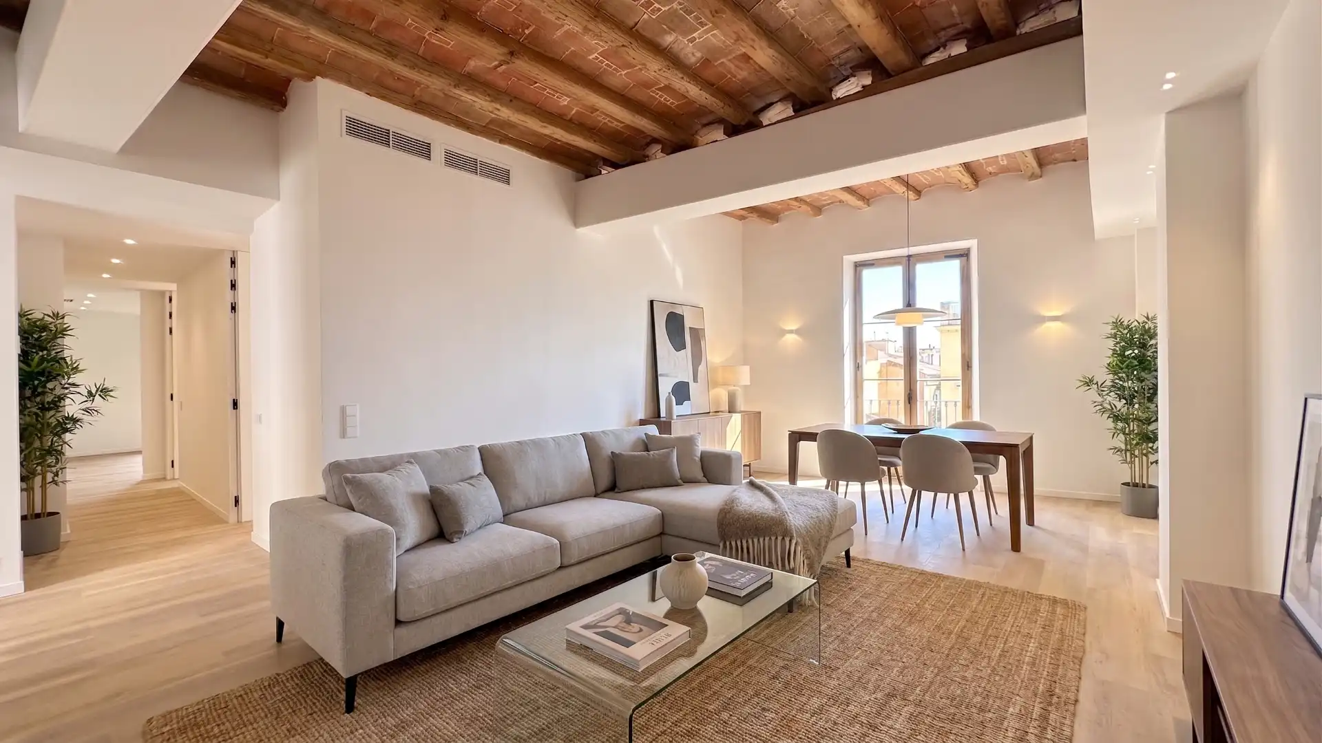Appartamento con terrazza in vendita a Raval de Martí Folguera 51, imagen 3