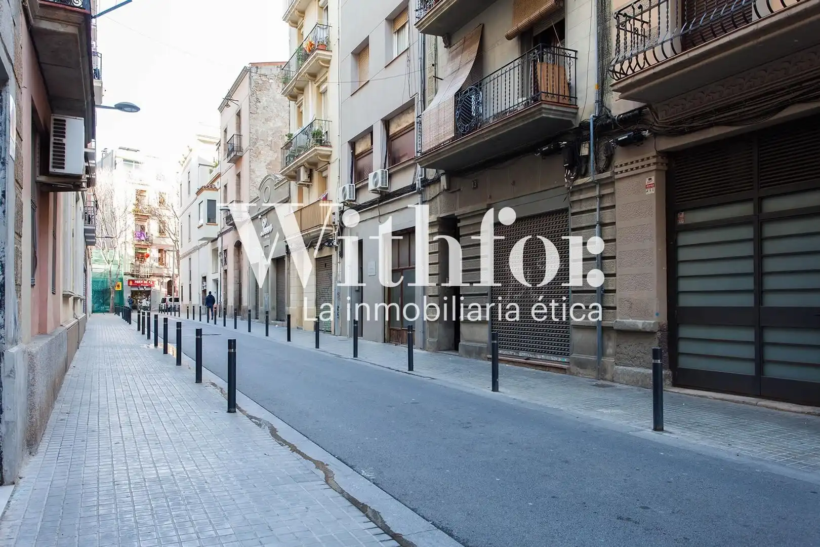 Exterior view of Flat for sale in Barcelona  with Air Conditioner, Heating and Parquet flooring
