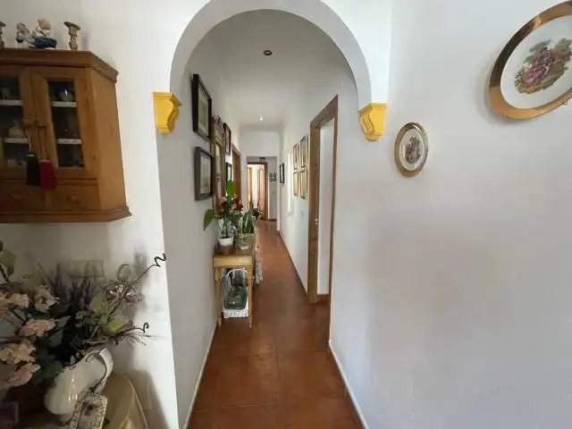 Flat with garden for sale in Estepona Pueblo, imagen 4