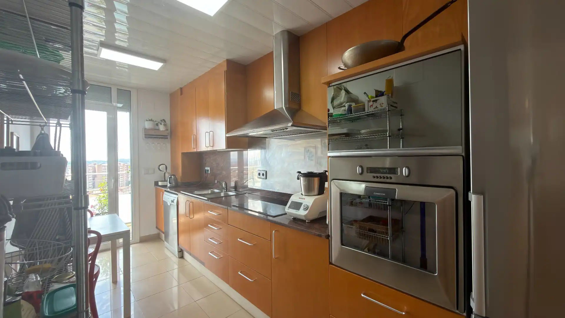 Kitchen of Flat for sale in Terrassa  with Air Conditioner, Heating and Parquet flooring