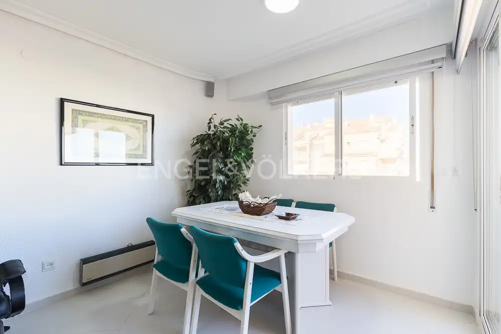 Esszimmer von Wohnung zum Verkauf in Valencia mit Heizung, Privatgarten und Terrasse