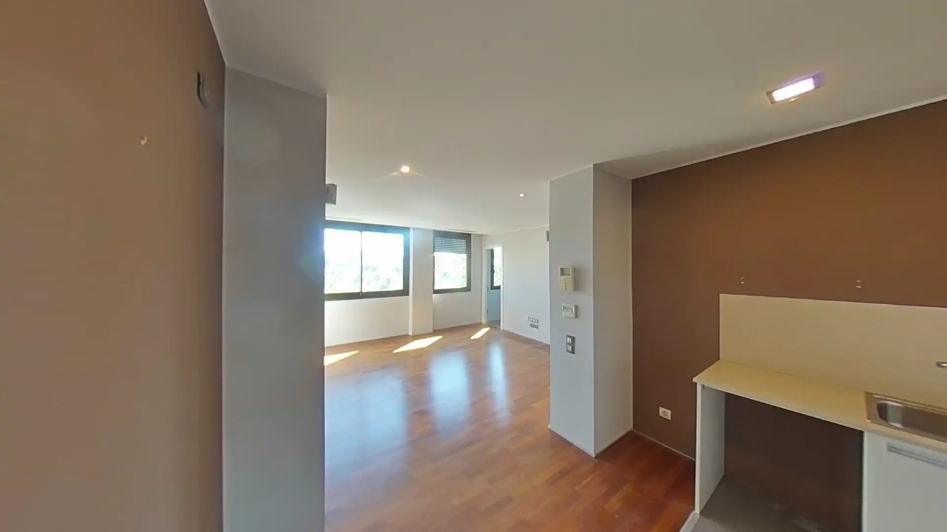 Sala de estar de Piso en venta en Molins de Rei con Aire acondicionado, Parquet y Horno