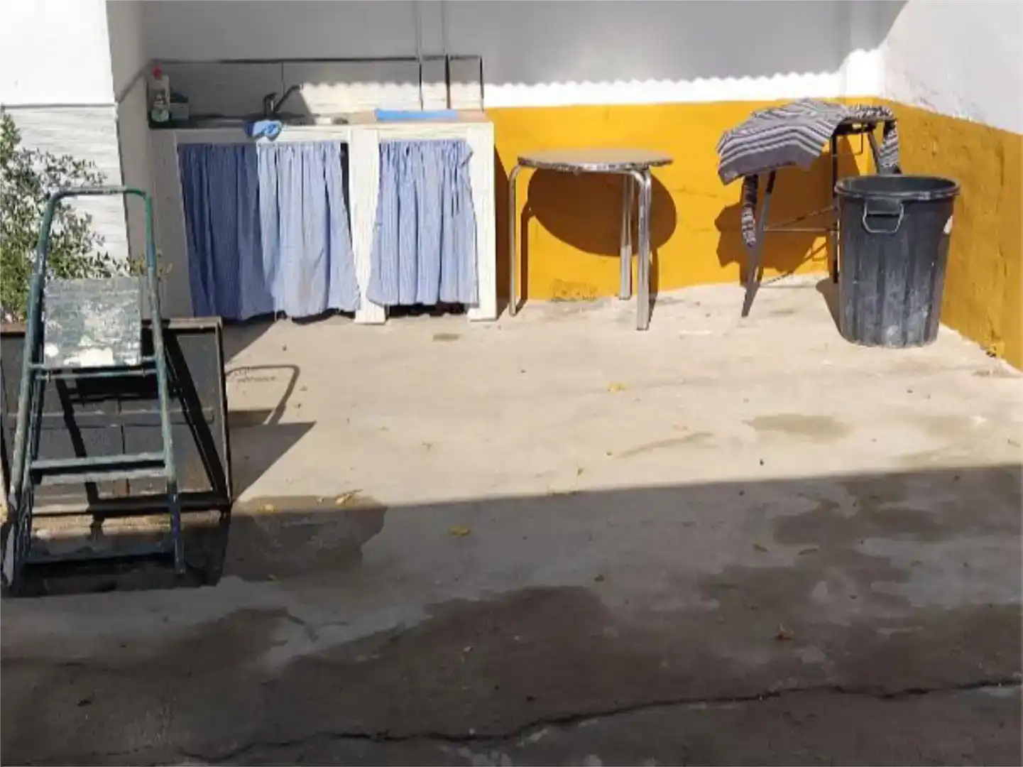 Terraza de Piso en venta en La Algaba con Jardín privado