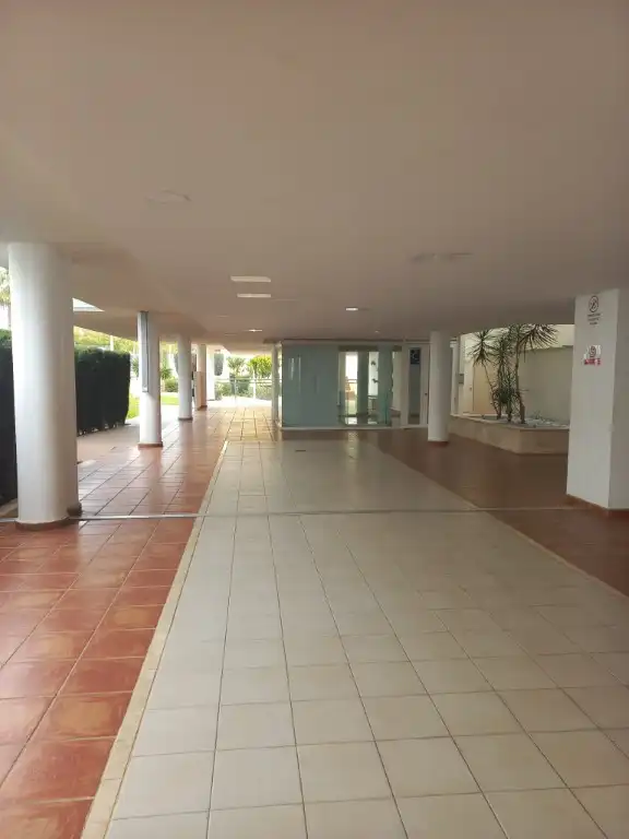Dachboden zum Verkauf in Vélez-Málaga mit Terrasse, Abstellraum und Gemeinschaftspool