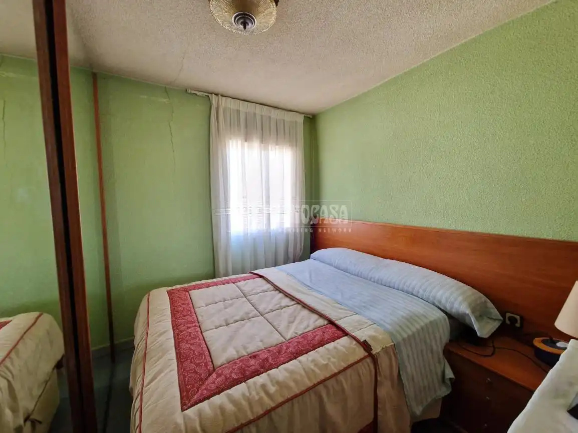 Habitación de Piso en venta en Madrid con Calefacción y Balcón
