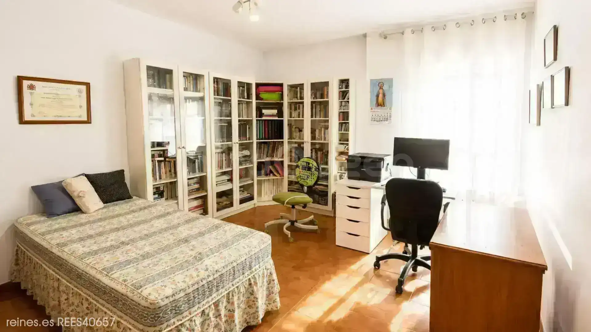 Dormitori de Casa o xalet en venda en Villaviciosa de Odón amb Calefacció i Jardí privat