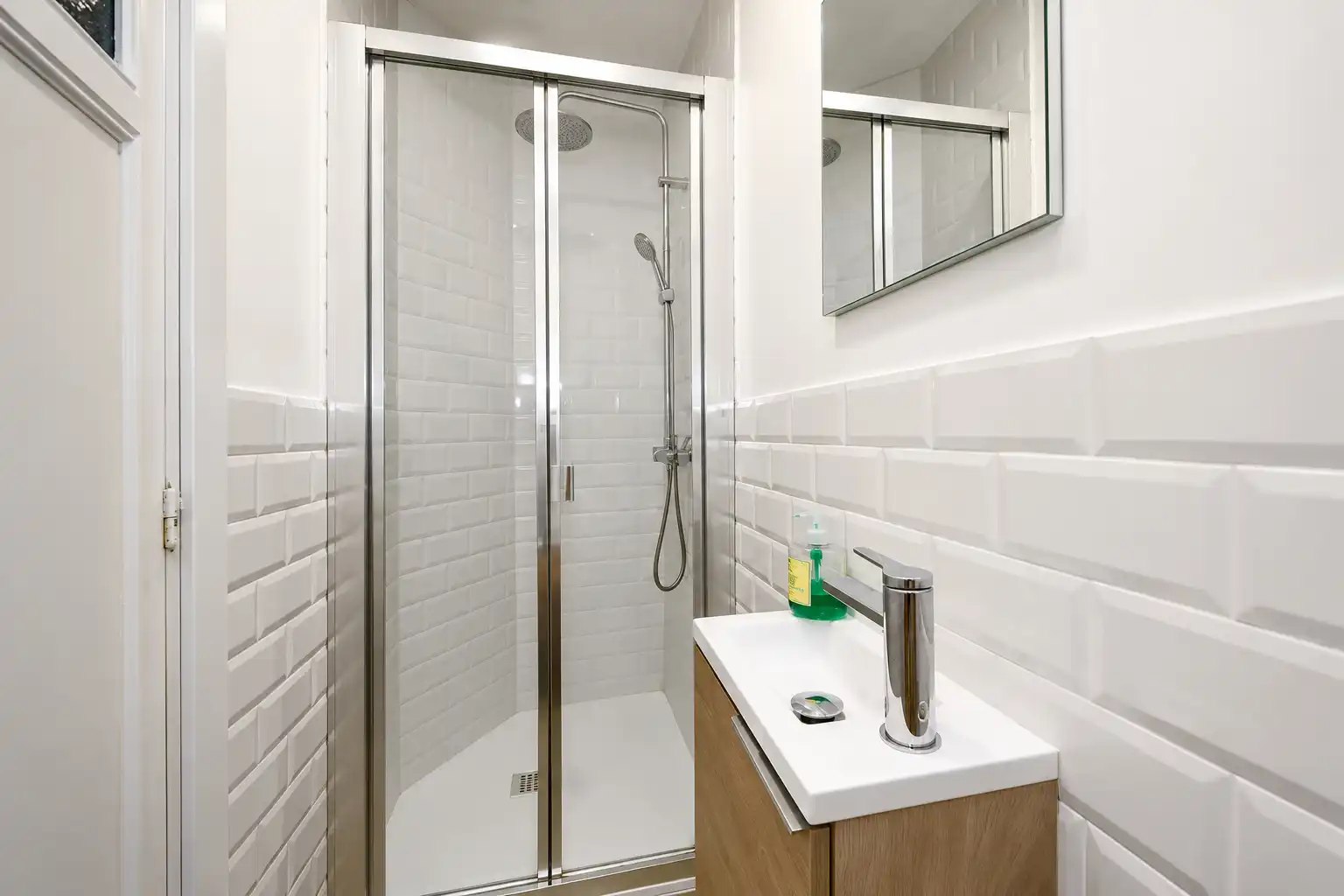Bathroom of Flat for rent in Santander  with Heating, Terrace and Furnished