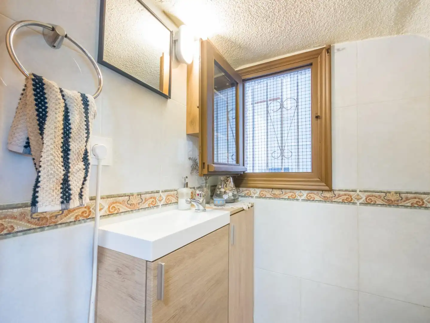Baño de Casa o chalet en venta en Torrevieja con Aire acondicionado, Jardín privado y Amueblado