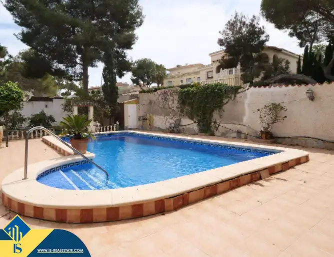 Chalet con piscina en venta en Los Balcones - Los Altos, imagen 16