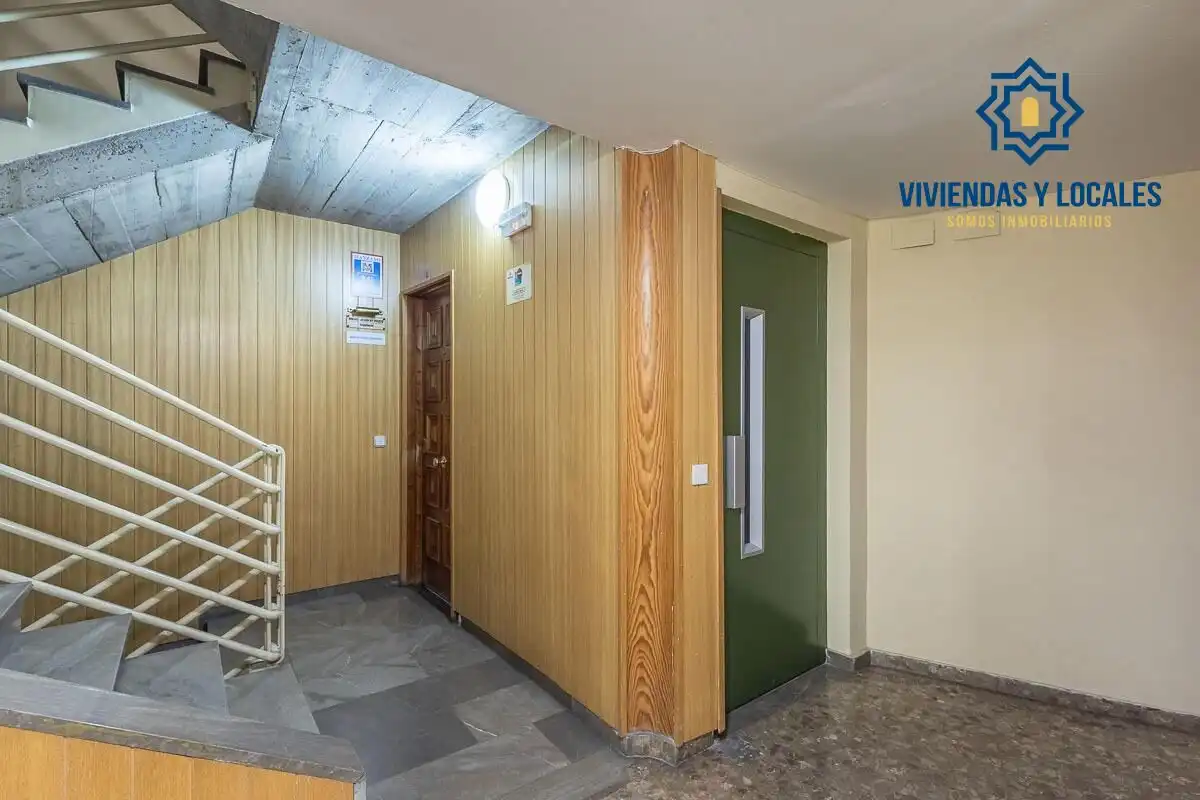 Local comercial en venda a Plaza de Carretas, imagen 23