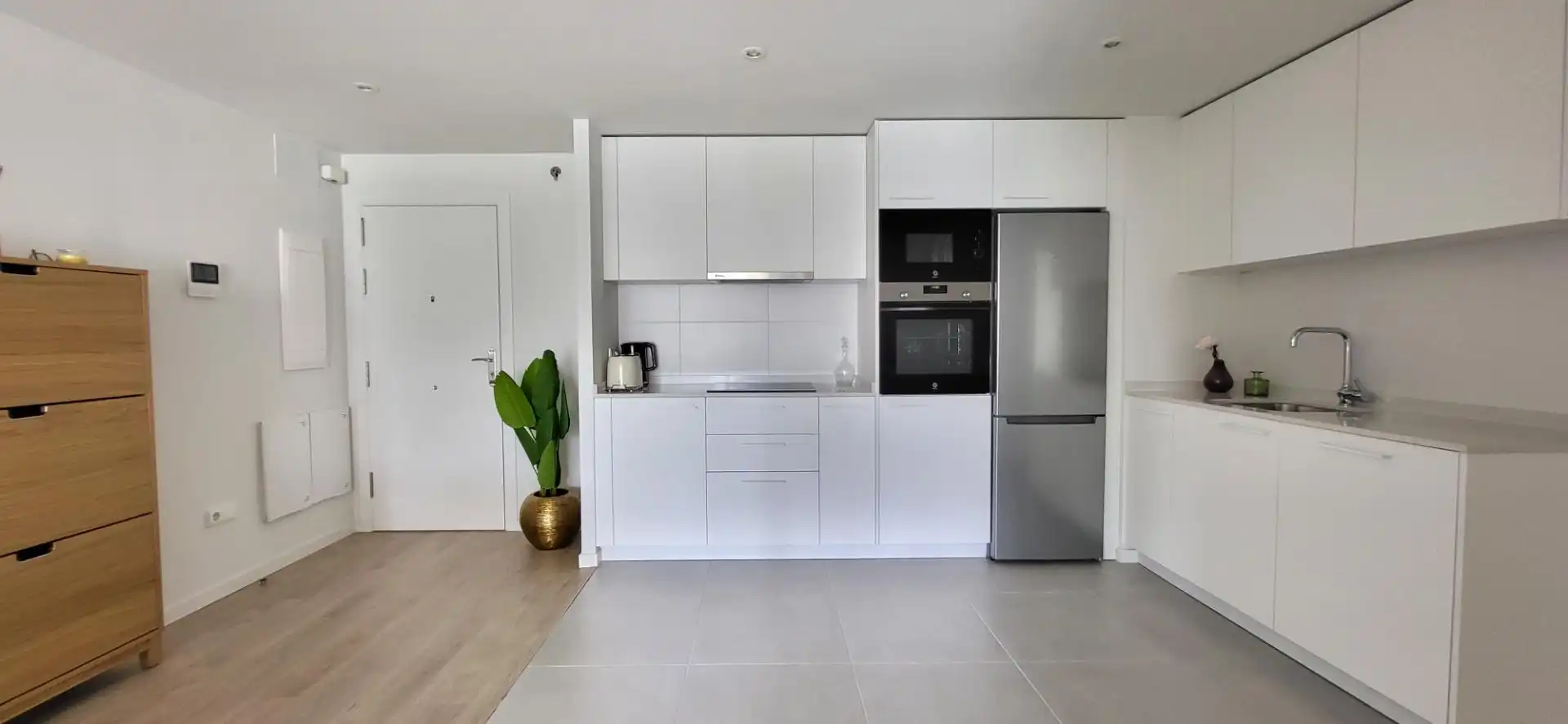 Cuina de Apartament de lloguer en Marbella amb Aire condicionat, Calefacció i Terrassa