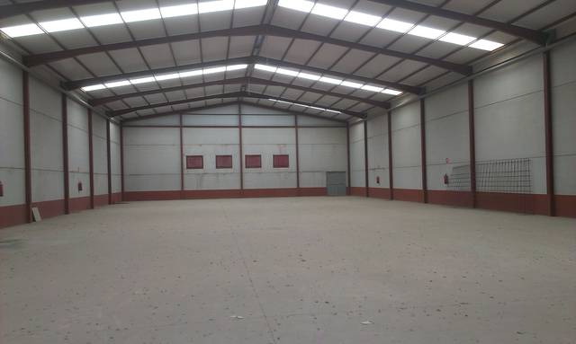 Nave industrial en Alquiler en La Banda - Campo de Fútbol