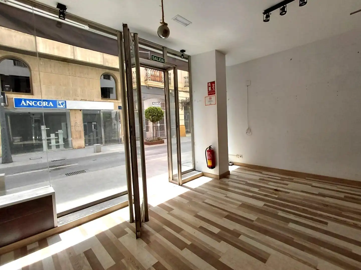 Local comercial en alquiler en Calle General Segura, imagen 41