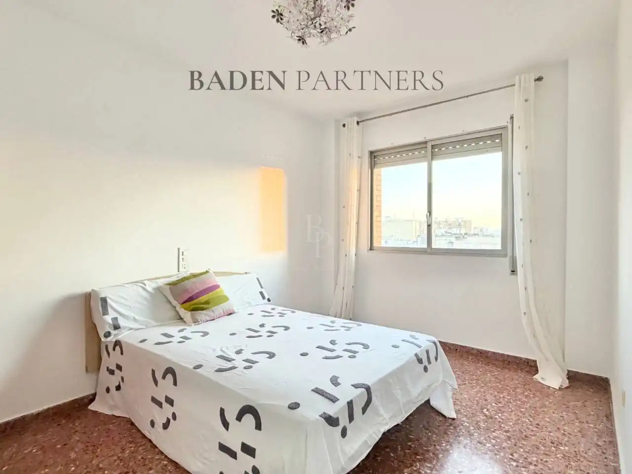 Flat for rent in Avenida María Auxiliadora, Casco Urbano