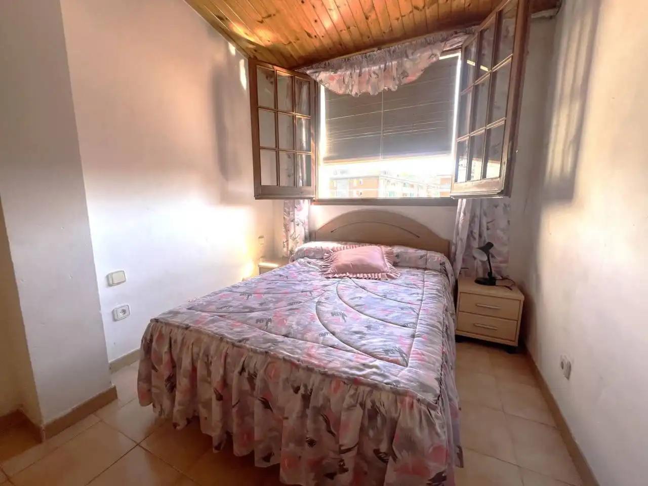 Habitación de Casa adosada en venta en Arenys de Mar con Calefacción y Terraza