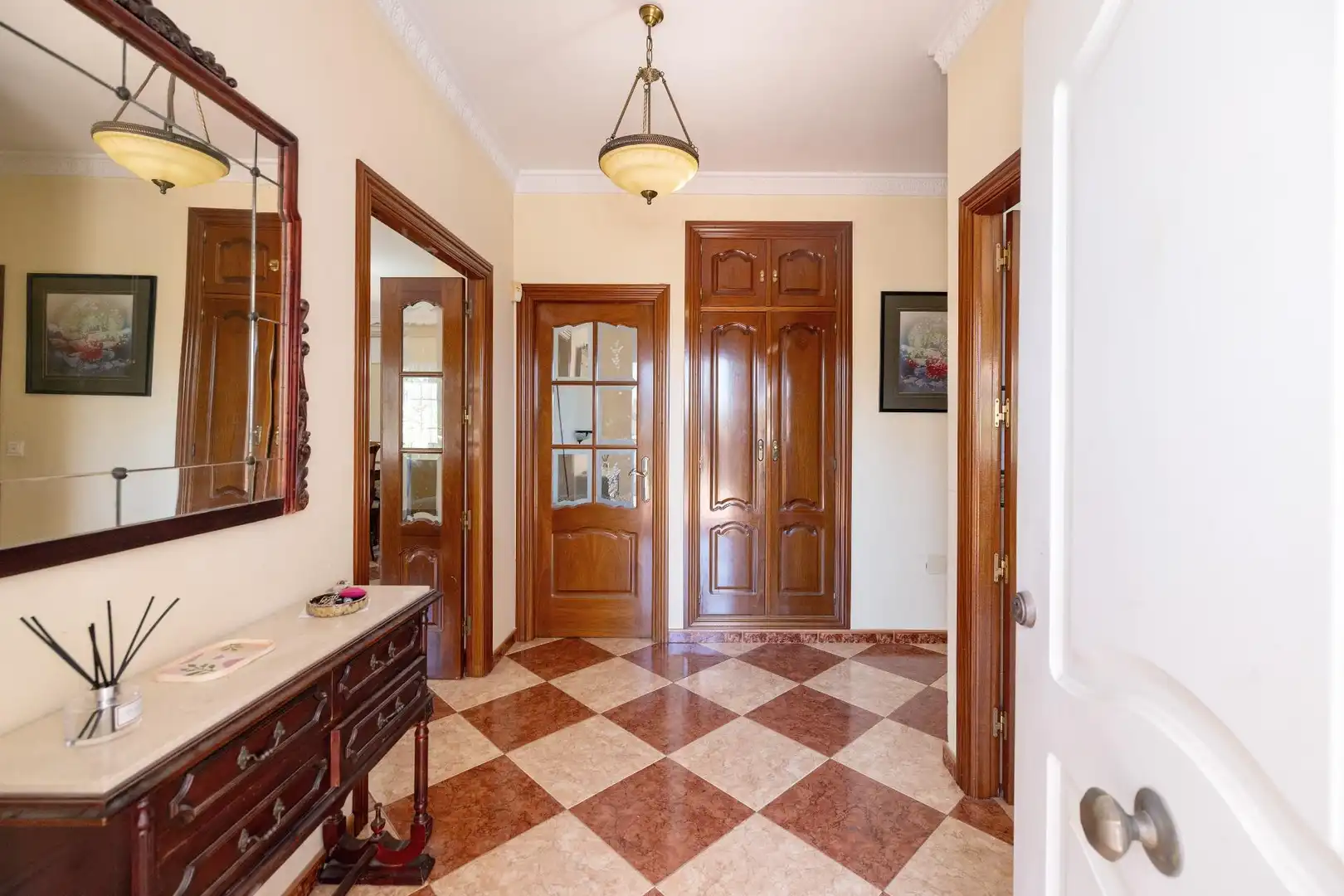 Haus oder Chalet zum Verkauf in Málaga mit Klimaanlage, Terrasse und Abstellraum