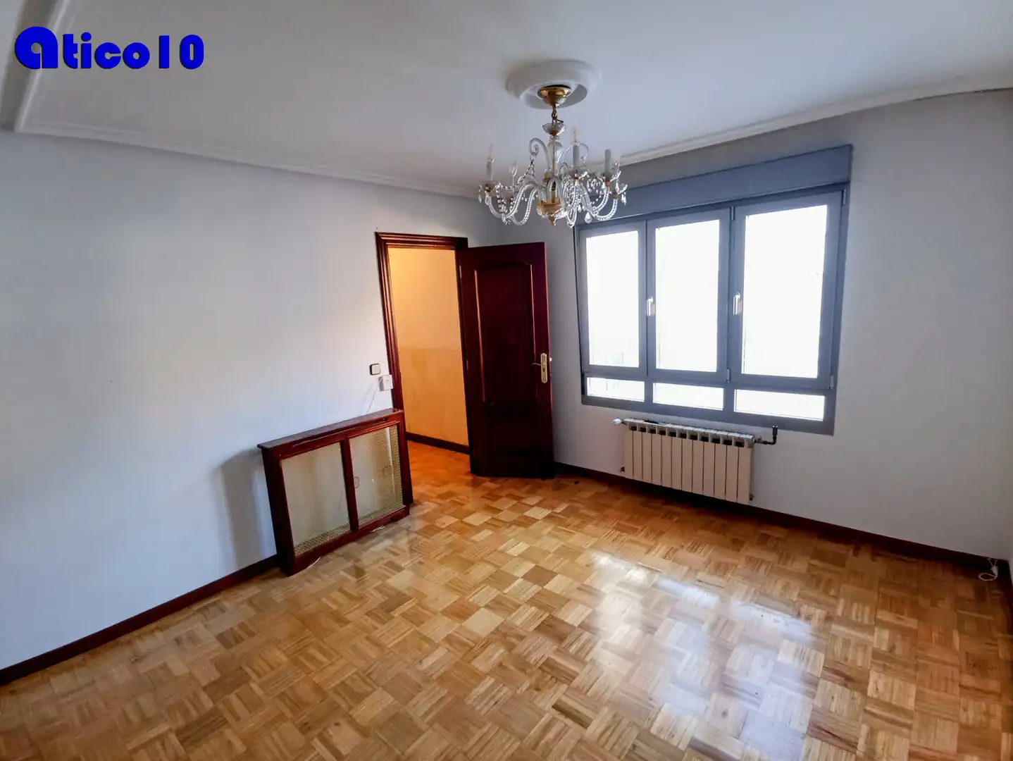 Bedroom of Attic for sale in Oviedo   with Heating, Parquet flooring and Terrace