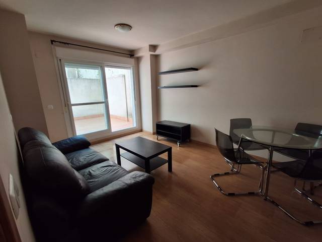 Piso en Venta en pasillo de matadero en Perchel Sur - Plaza de Toros Vieja