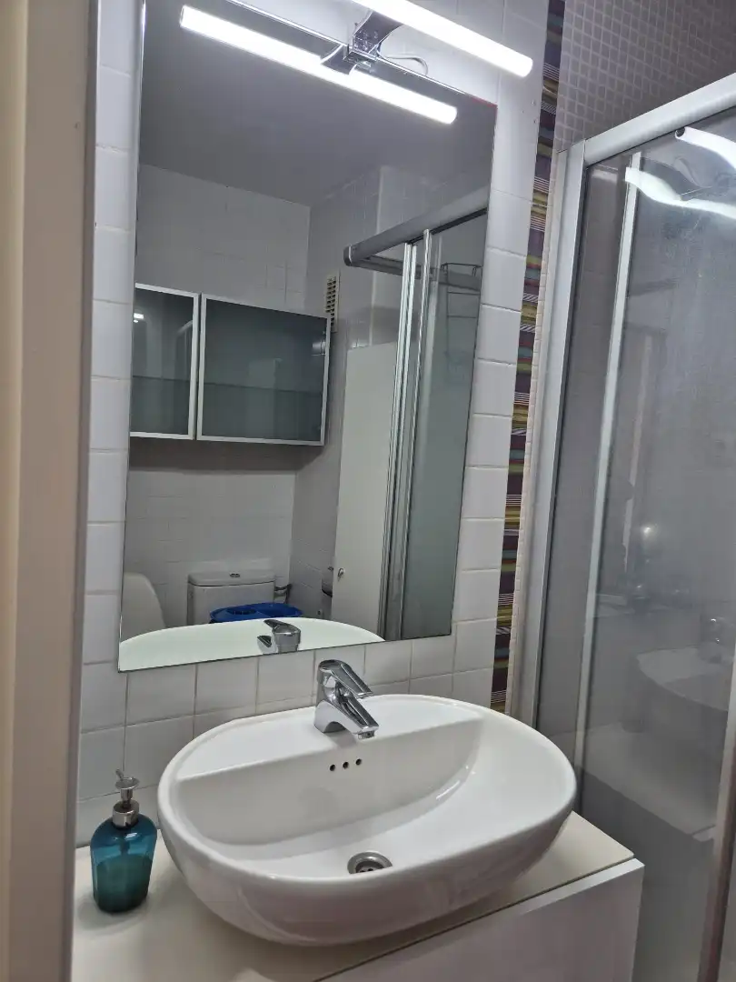 Bathroom of Flat for sale in Barcelona  with Heating, Parquet flooring and Furnished