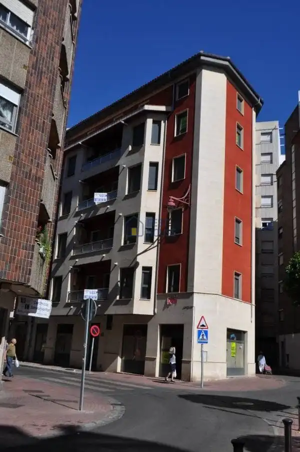 Business premises to rent in San Claudio - La Chantría, imagen 4