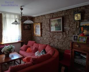 Sala d'estar de Finca rústica en venda en  Logroño amb Balcó