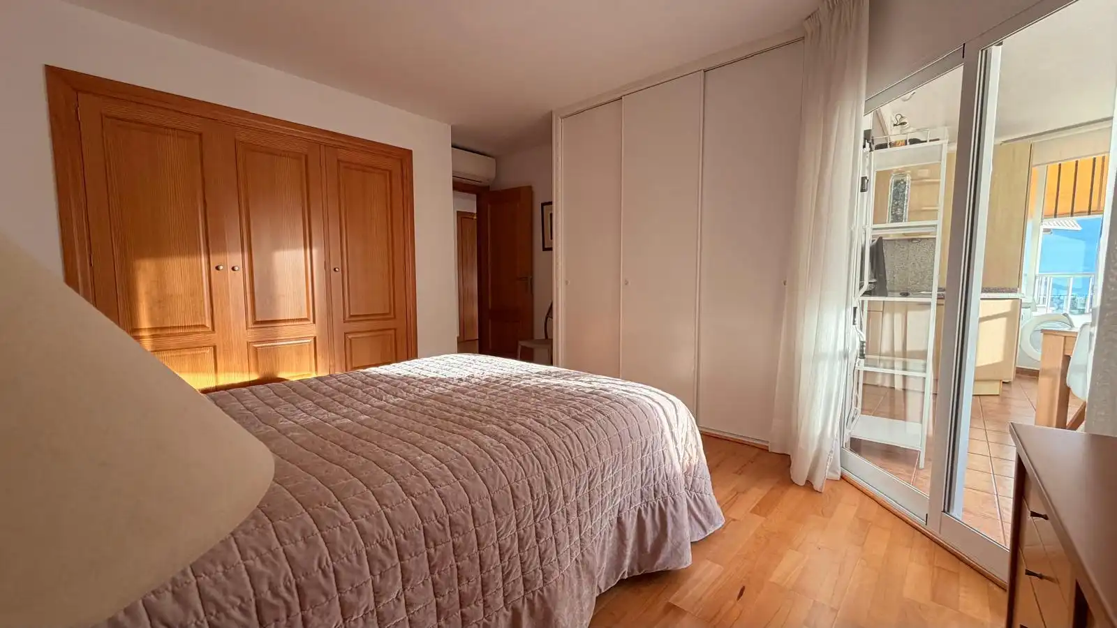 Dormitori de Pis en venda en  Palma de Mallorca amb Aire condicionat, Terrassa i Piscina comunitària