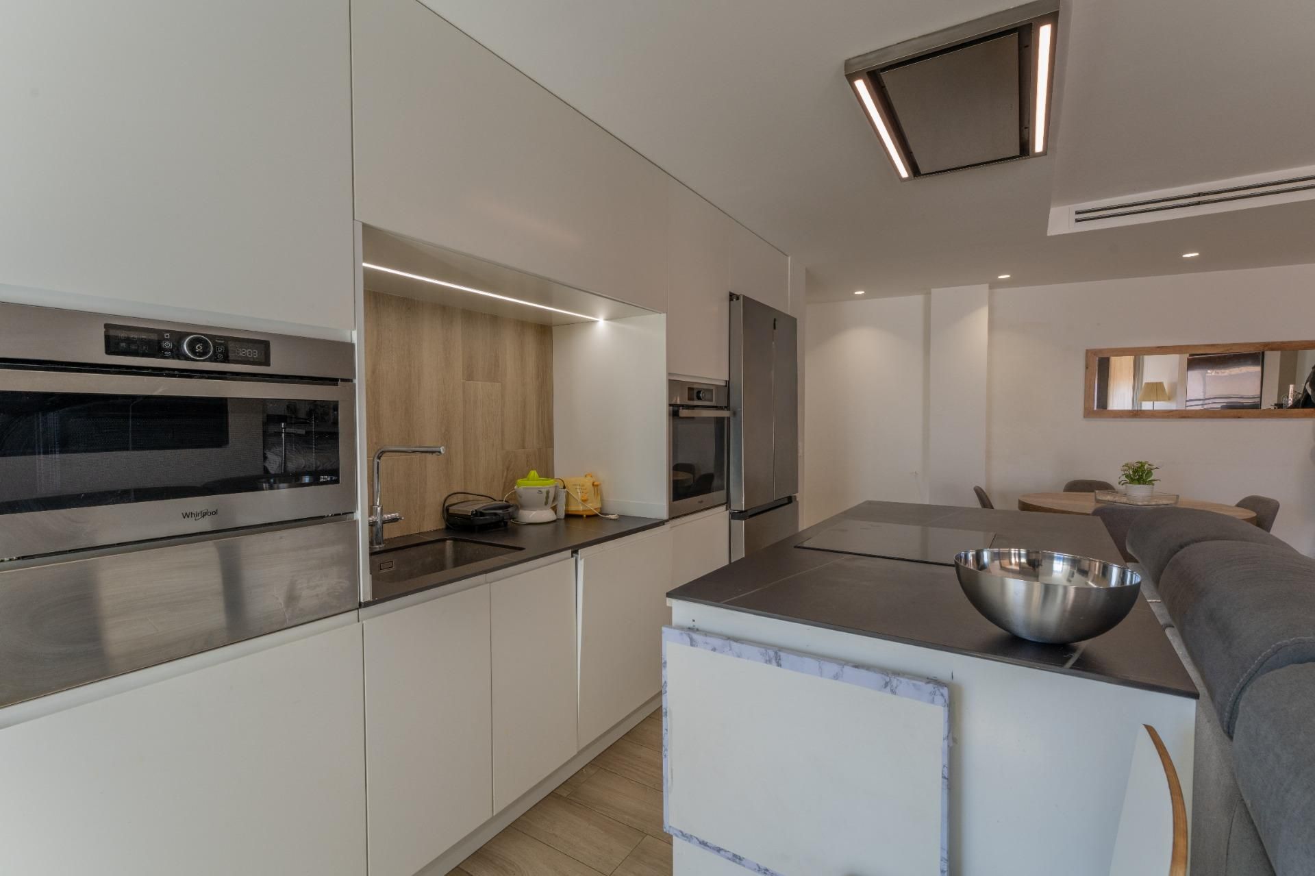 Cuina de Pis en venda en Elche / Elx amb Aire condicionat, Calefacció i Terrassa