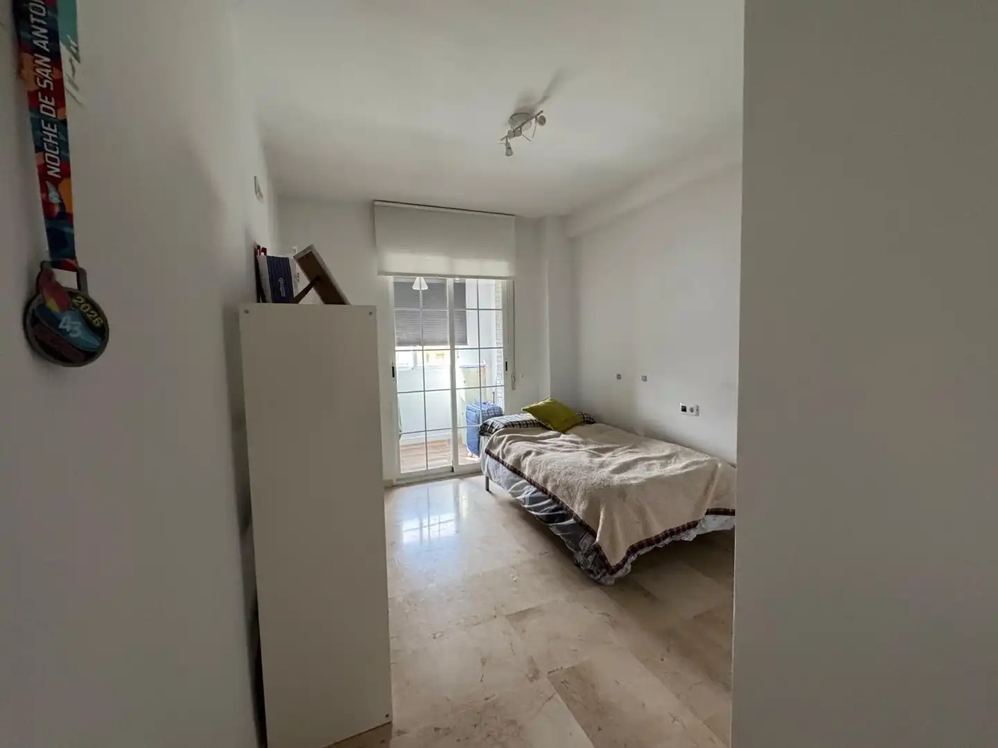Schlafzimmer von Einfamilien-Reihenhaus zur Miete in Granada mit Klimaanlage, Heizung und Privatgarten