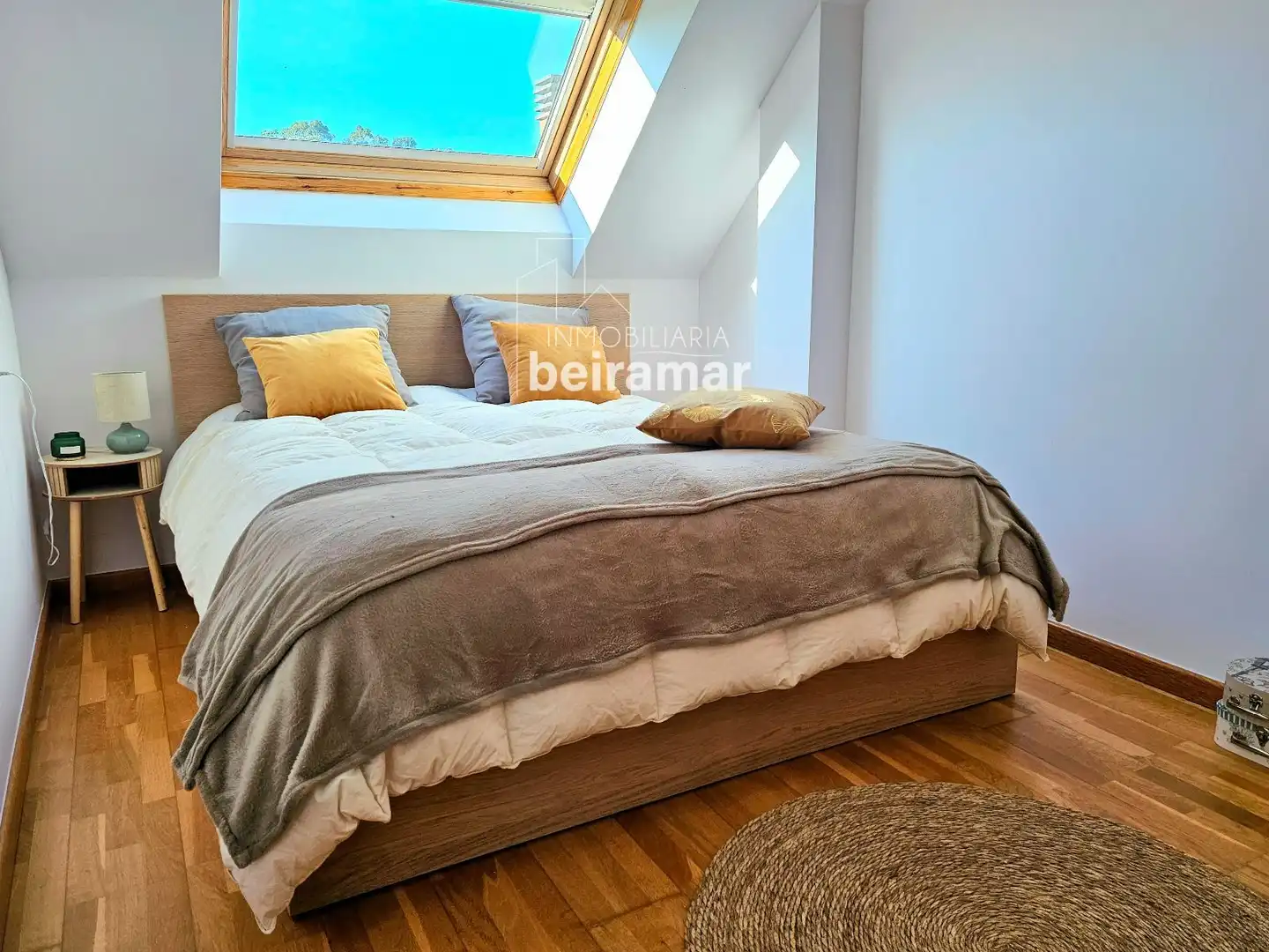 Schlafzimmer von Dachboden zum Verkauf in Palmeira