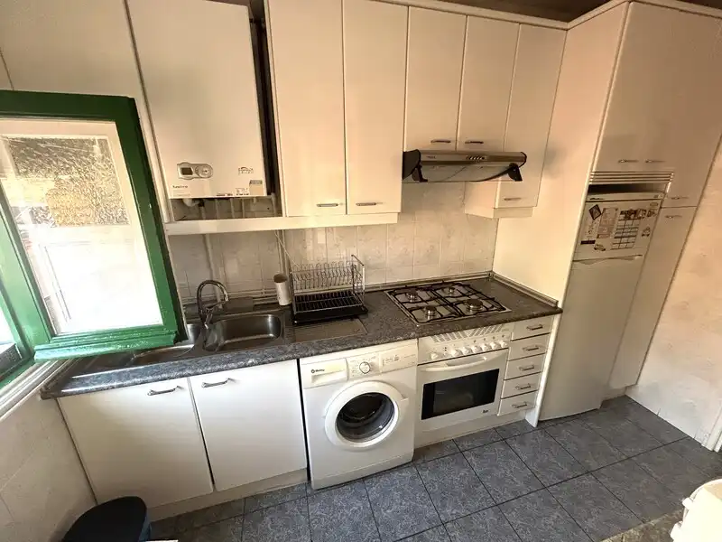 Cocina de Piso en venta en Madrid con Calefacción y Amueblado