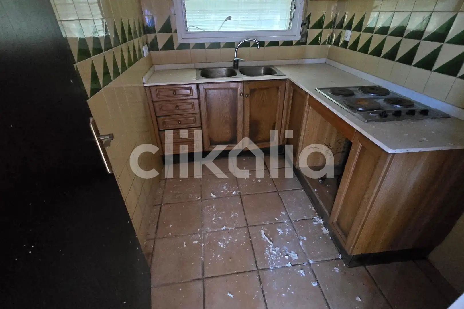 Cuina de Casa o xalet en venda en Alforja amb Jardí privat, Terrassa i Piscina