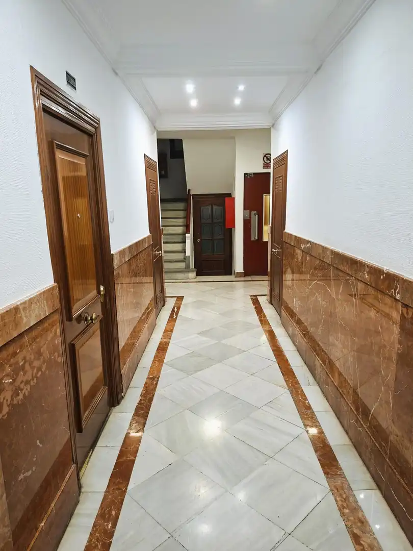 Piso en venta en Sevilla con Aire acondicionado, Terraza y Trastero