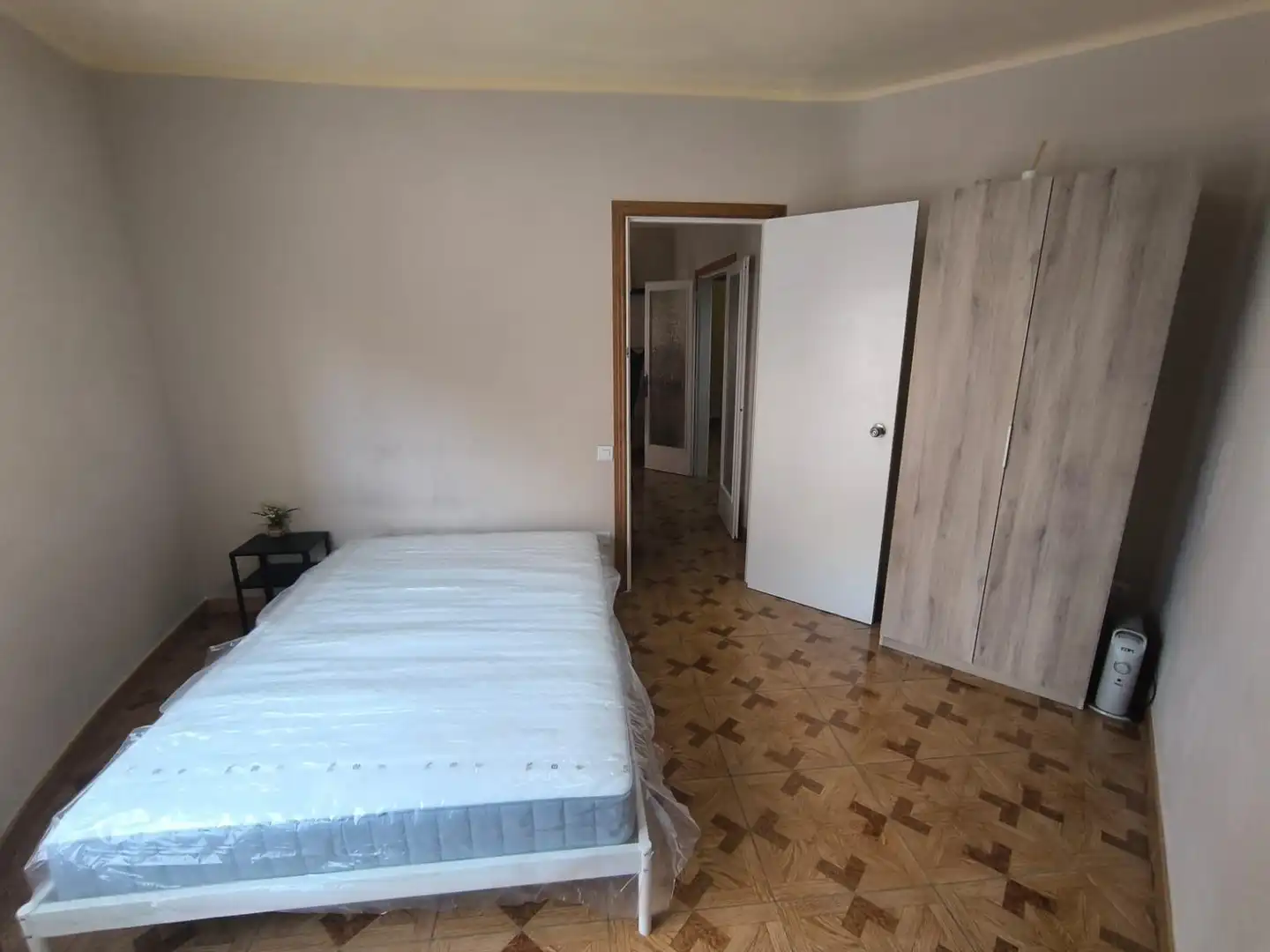 Bedroom of Flat for rent in Manresa  with Heating, Furnished and Balcony