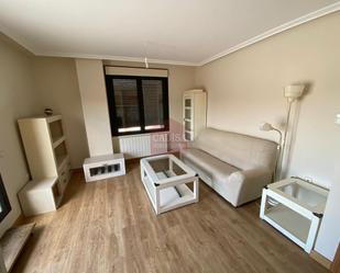 Living room of Attic for sale in Salamanca Capital  with Heating, Terrace and Furnished