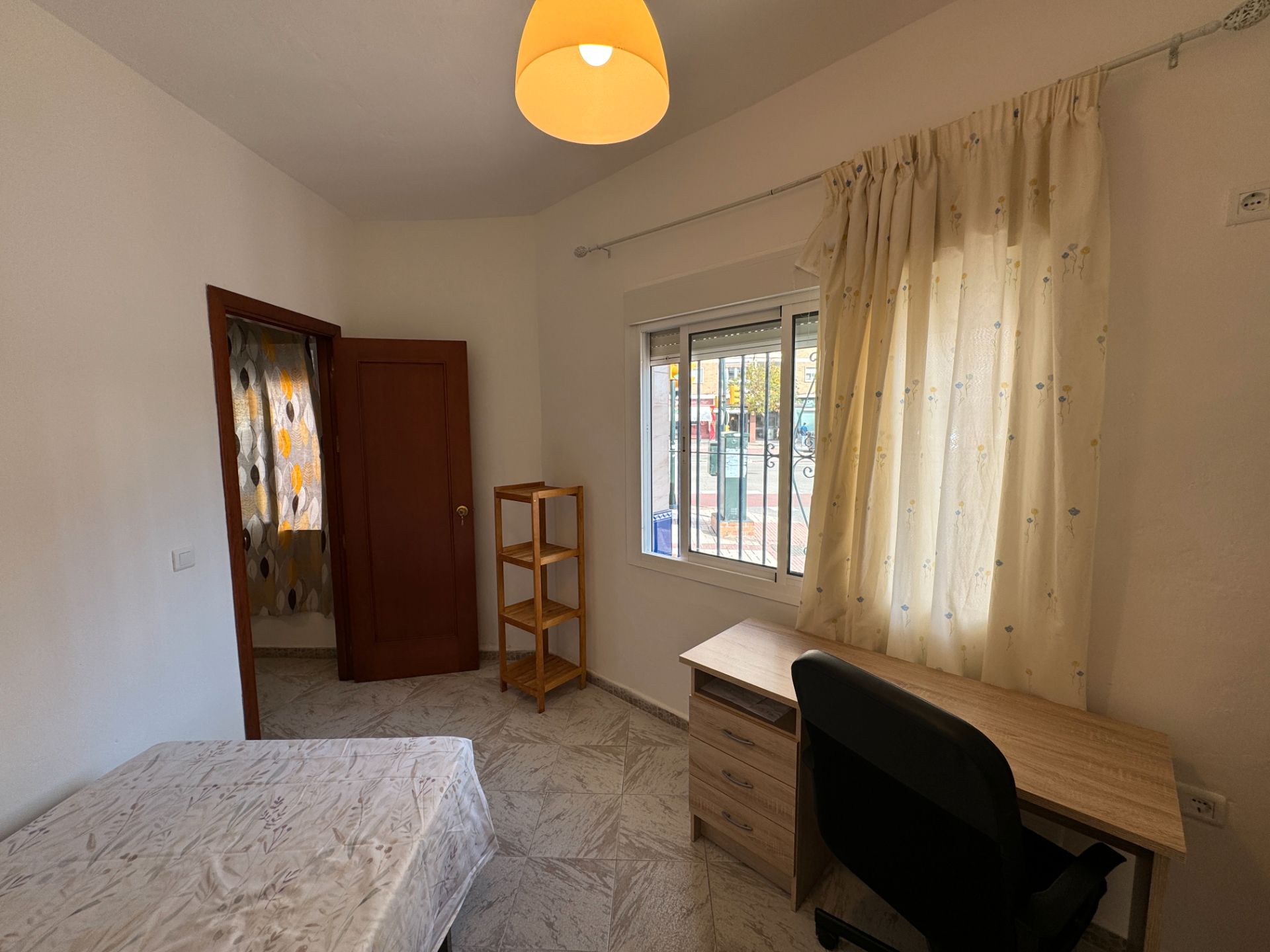 Bedroom of Flat to share in Málaga Capital  with Furnished and Alarm