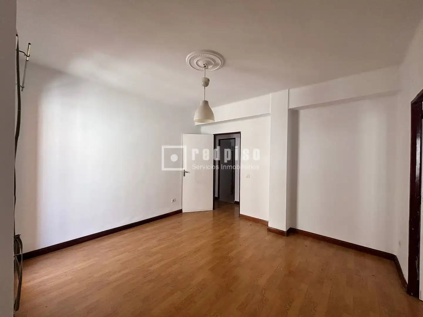 Habitación de Piso en venta en Paterna con Calefacción