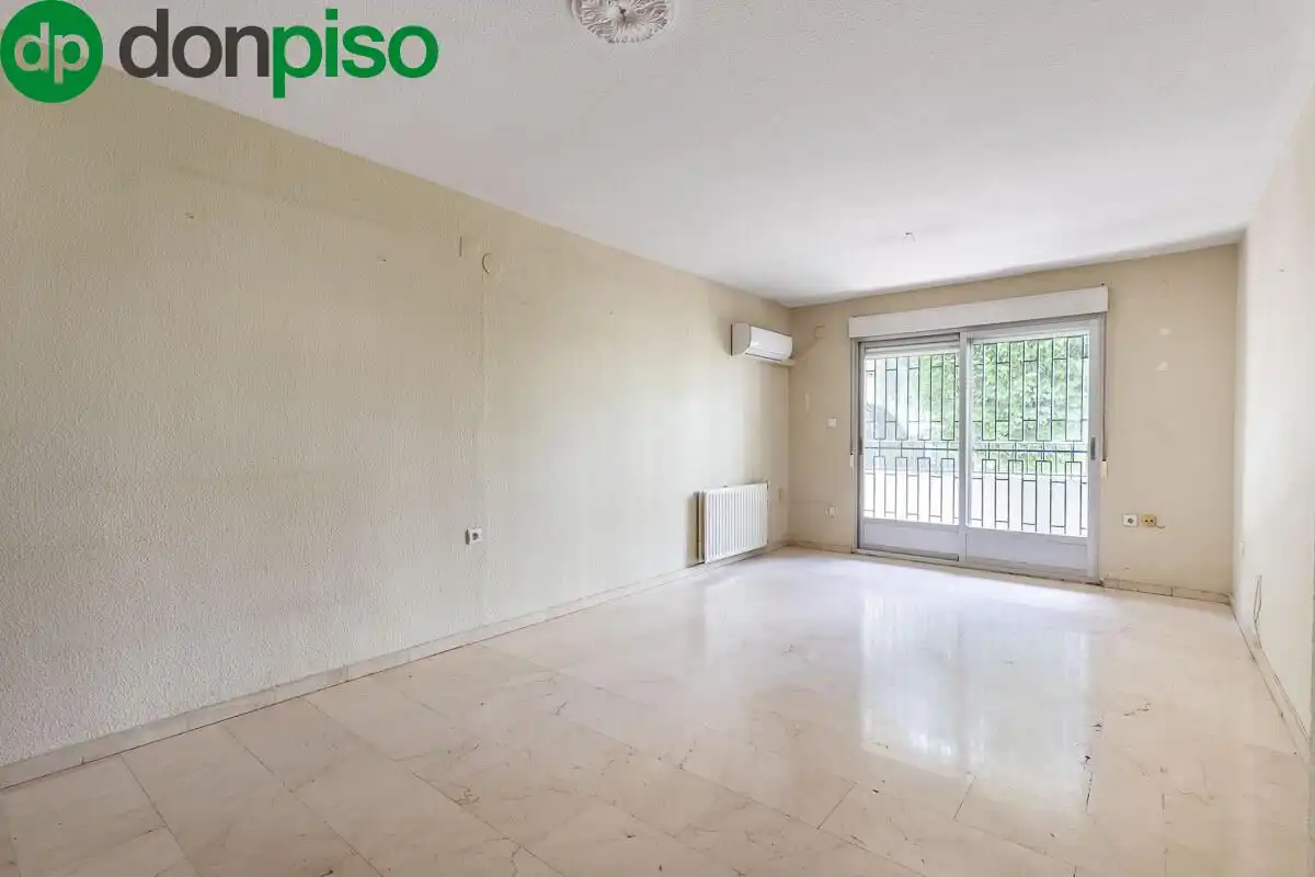 Piso en venta en Calle Bajo de Huétor, 19, Cervantes