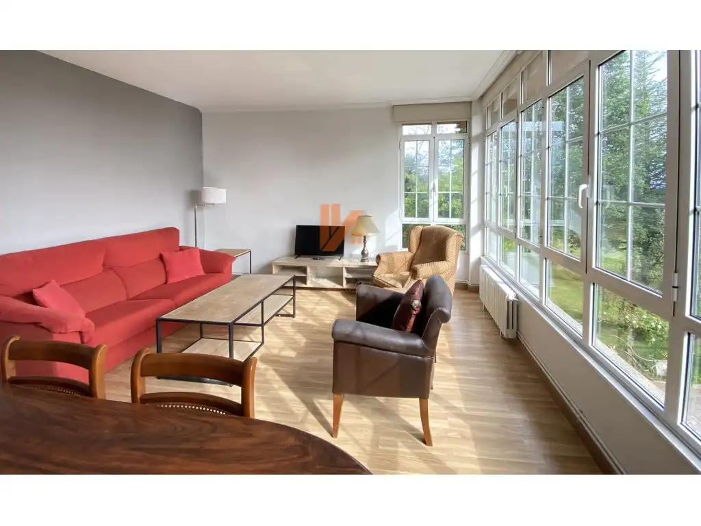 Wohnzimmer von Maisonette zur Miete in Santiago de Compostela  mit Möbliert, Ofen und Waschmaschine