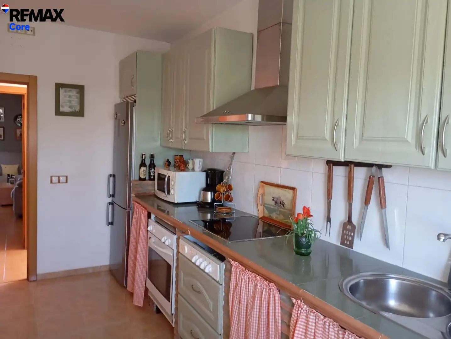 Cuina de Casa o xalet en venda en Cáceres amb Aire condicionat, Calefacció i Jardí privat
