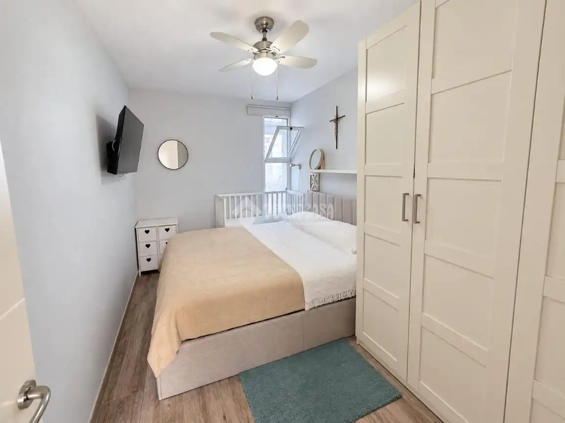 Bedroom of Flat for rent in Huelva
