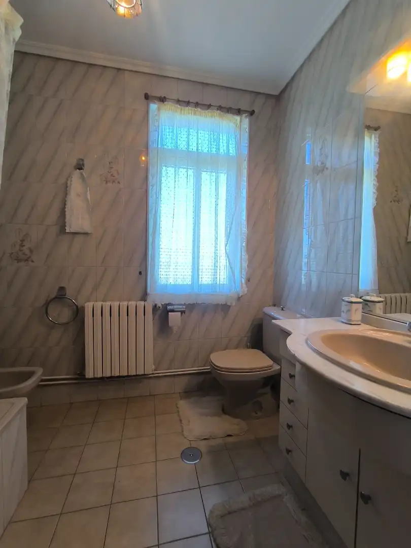 Bathroom of Houses for sale in Ferrol  with Heating, Private garden and Furnished