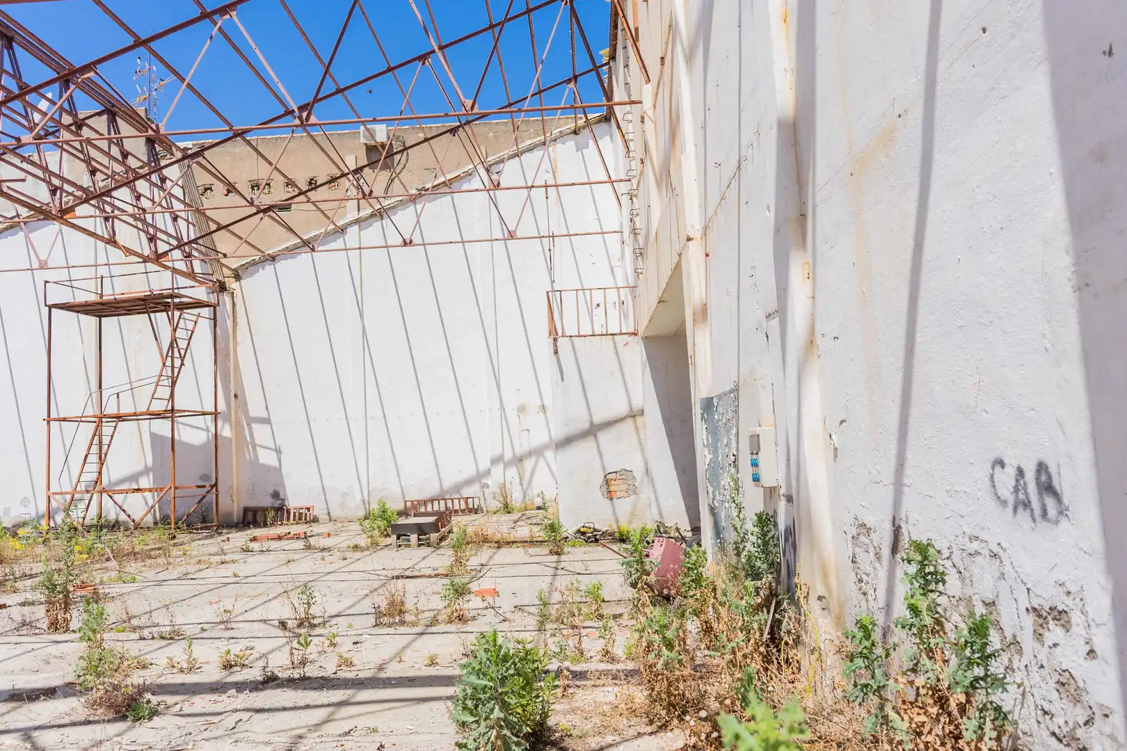 Exterior view of Industrial buildings for sale in Torremolinos
