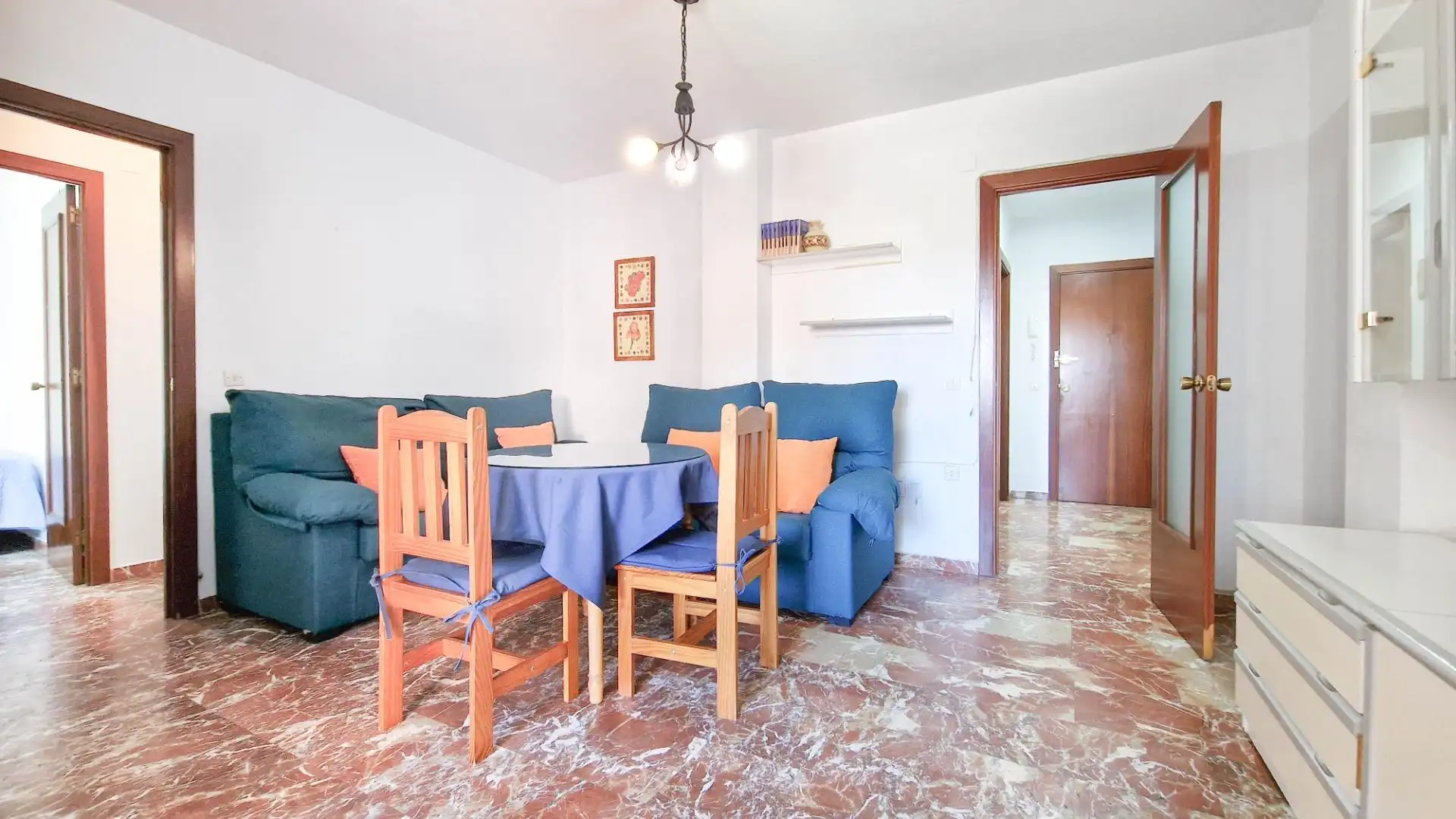 Wohnzimmer von Wohnung zur Miete in Badajoz mit Möbliert und Balkon