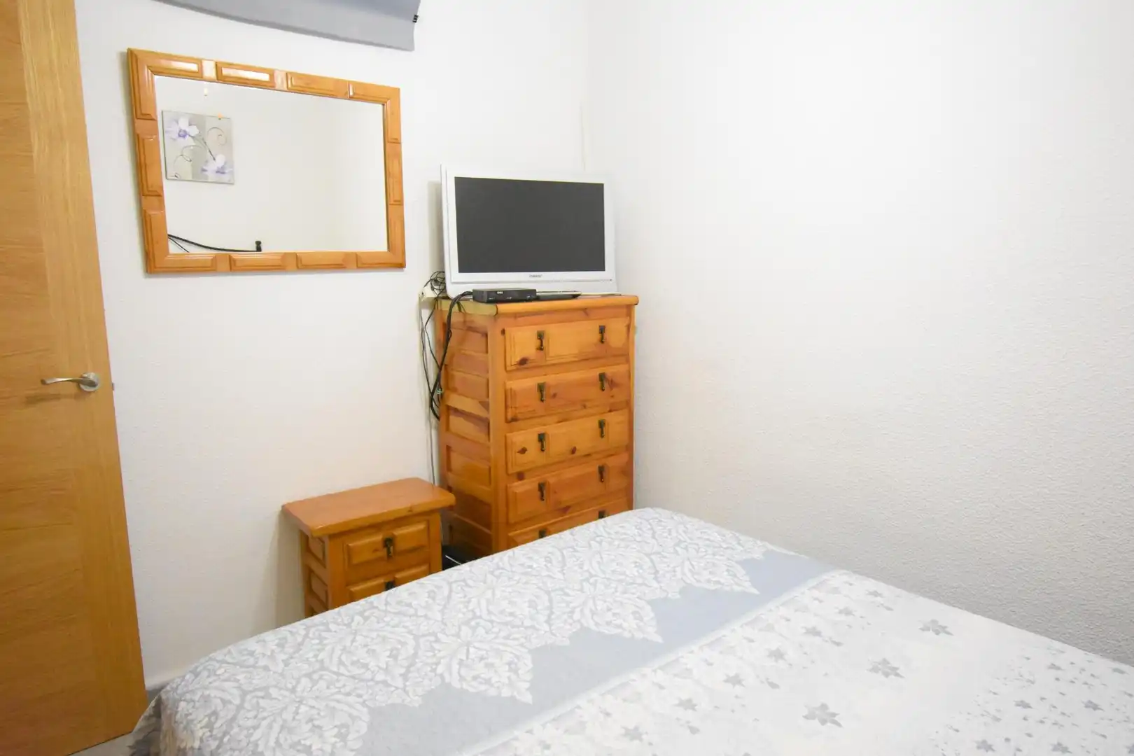 Bedroom of Flat for rent in El Campello  with Air Conditioner, Private garden and Terrace
