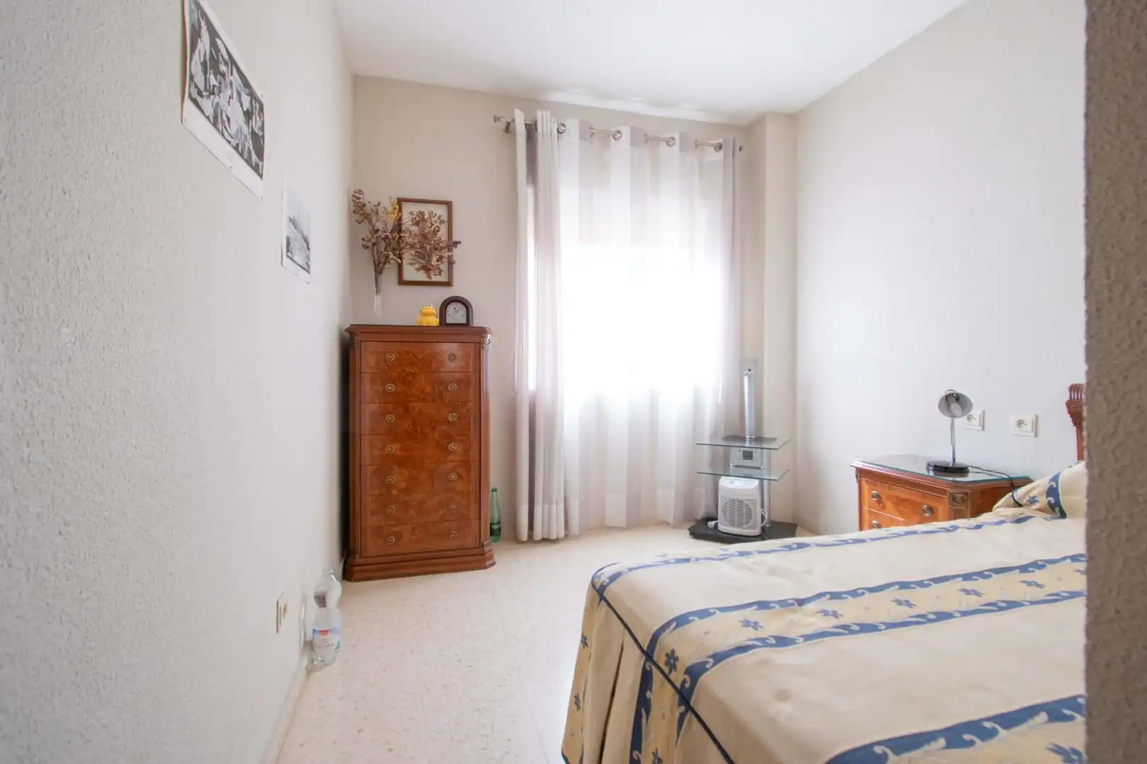 Bedroom of Flat for sale in Sevilla  with Air Conditioner, Heating and Terrace