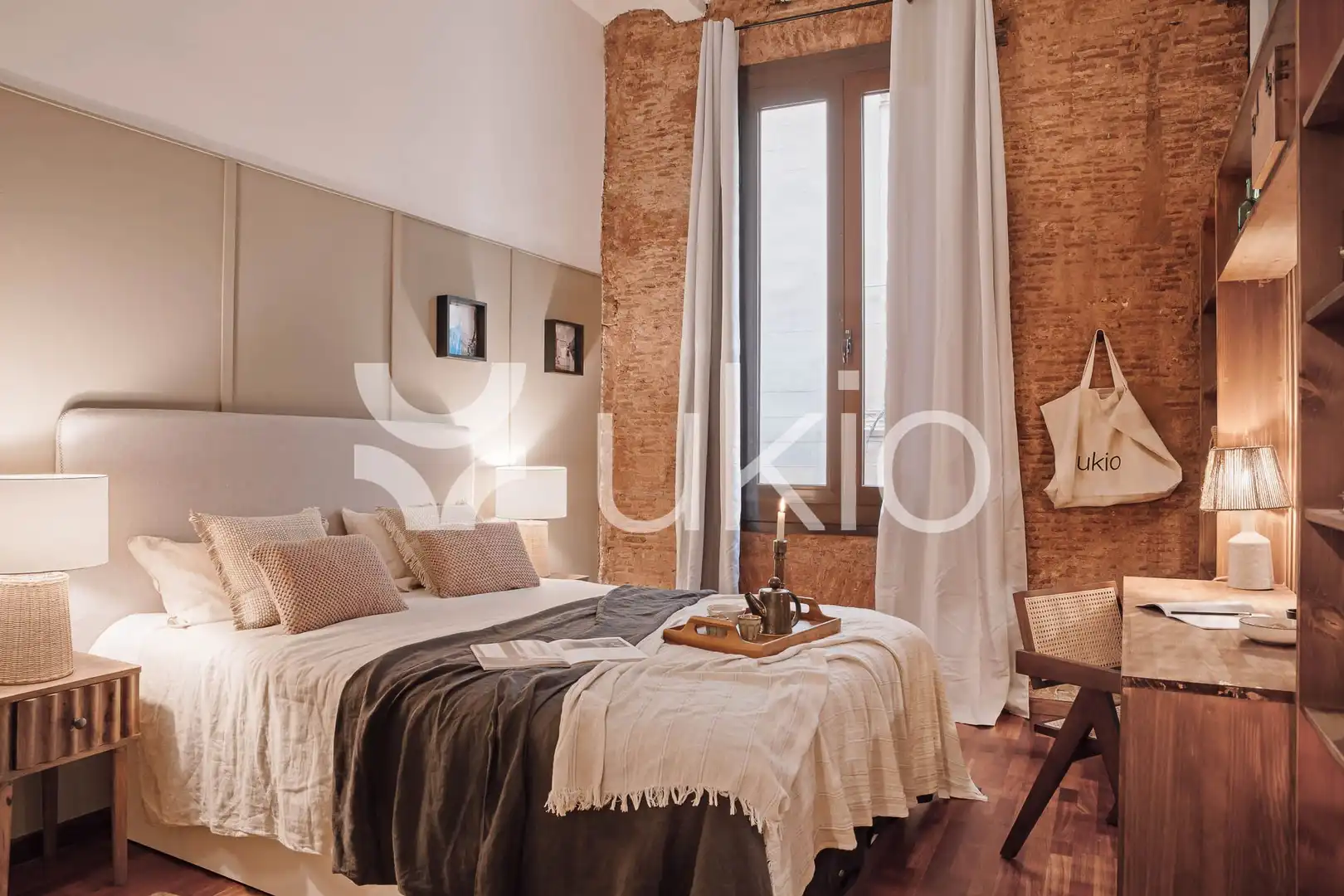 Habitación de Apartamento de alquiler en Barcelona con Aire acondicionado, Calefacción y Amueblado