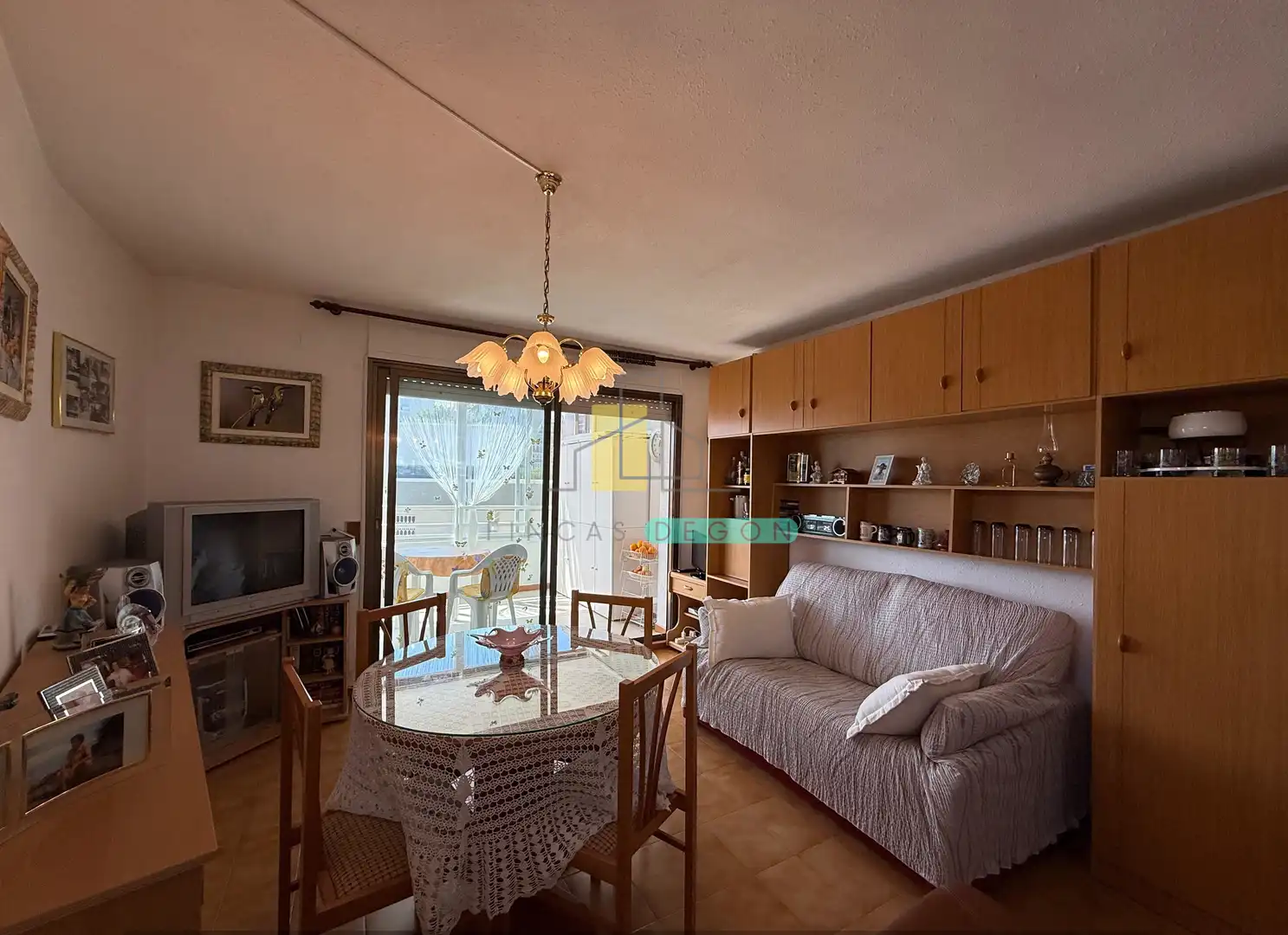Sala d'estar de Apartament en venda en Roses amb Calefacció, Moblat i Forn